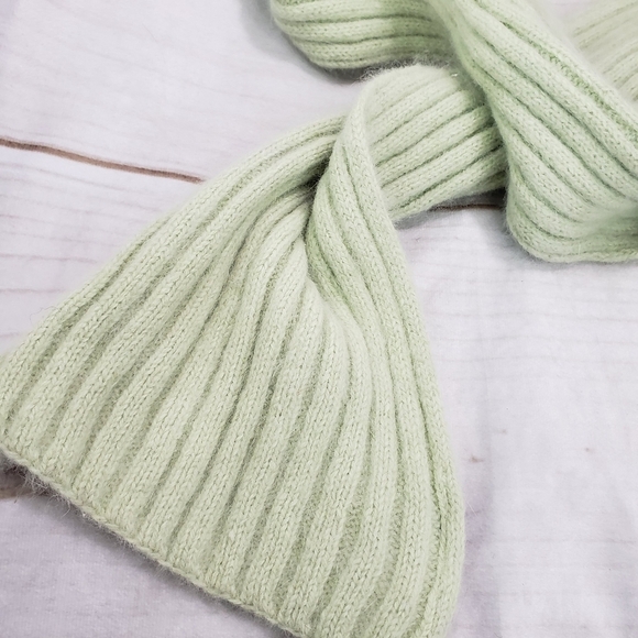 🌞SOLD🌞 Isotoner Mint Green Cable Knit Angora Scarf 57 x 5.5 Inch - Picture 2 of 5